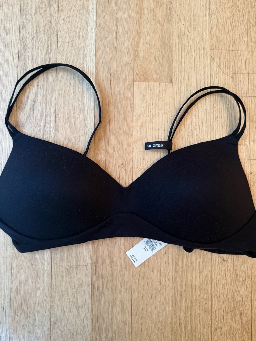 NWT: Aerie Black Wireless Padded Bra - Women Intimates & Sleepwear, sz 36C